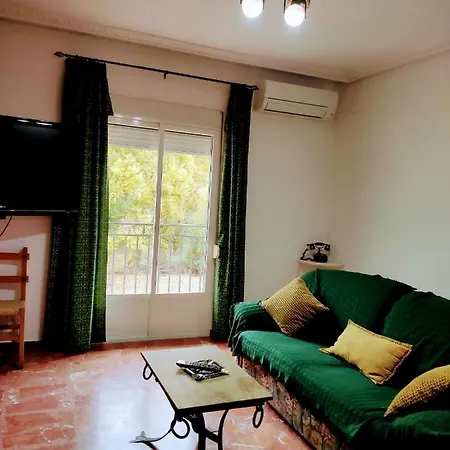 Holiday home Vivienda Rural Saltos De La Osera Mogon