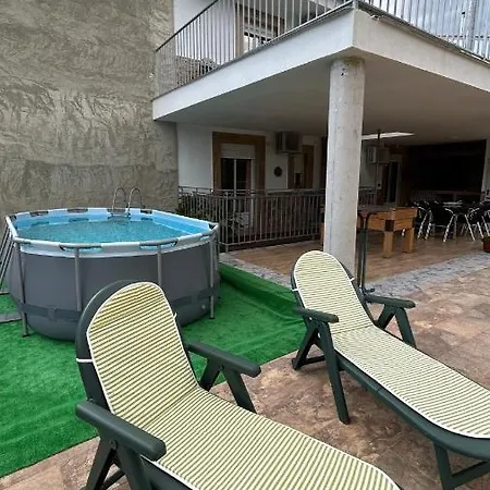 Vivienda Rural Saltos De La Osera Holiday home Mogon
