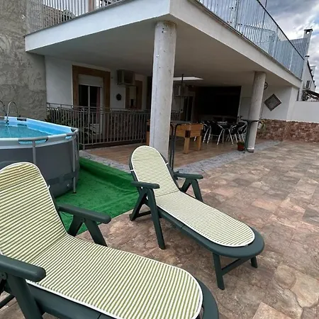 Holiday home Vivienda Rural Saltos De La Osera Mogon