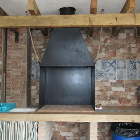 Vivienda Rural Saltos De La Osera Holiday home Mogon